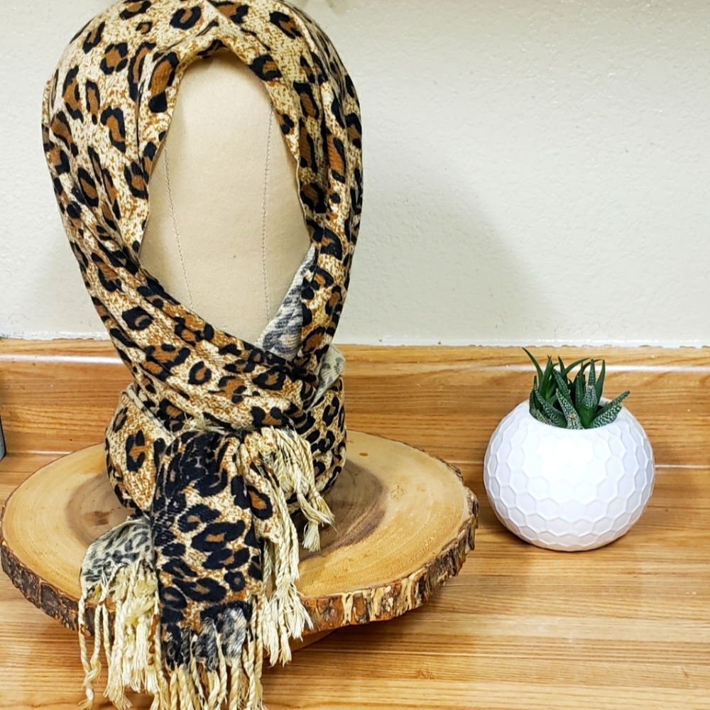 Leopard print scarf